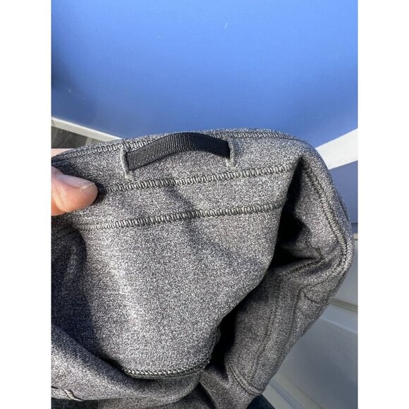 Lululemon Mid-Rise Cropped Leggings Womens 4 Gray Capris hiking outdoors - Picture 10 of 11